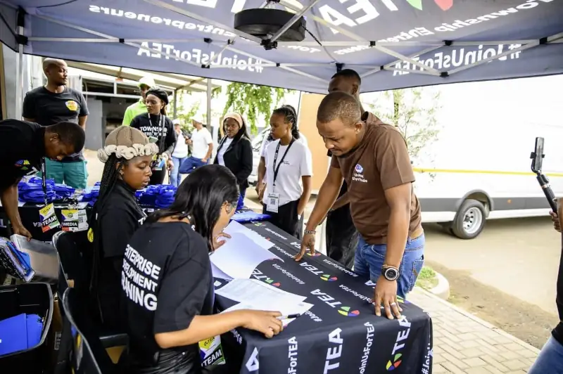 Our talented Technical Director, Zinhle Valemini, is showcasing our affordable robotics kit at the Kasi Business Challenge, aimed at empowering undeserved communities through practical Coding and Robotics education.